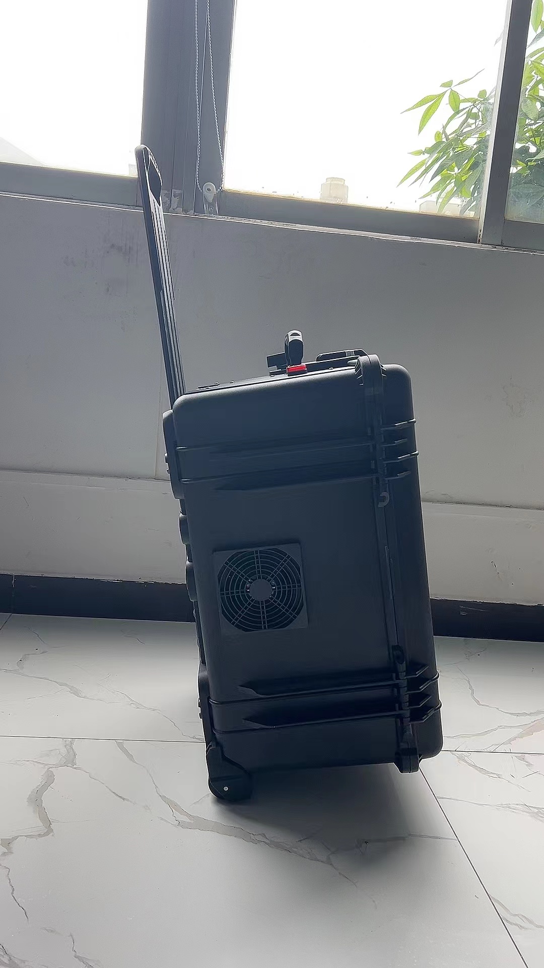 郓城手拉箱型移动通信干扰器